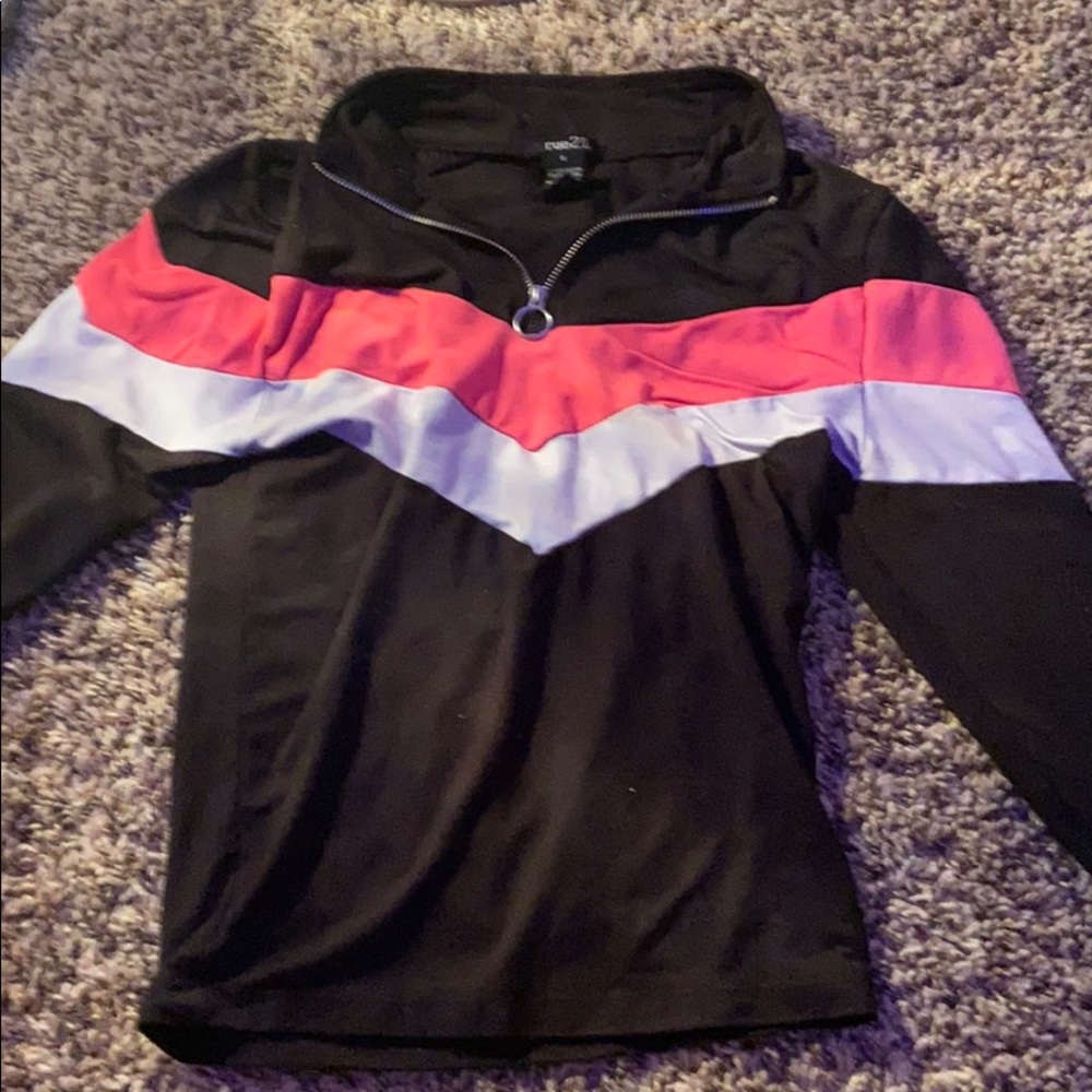 long sleeve cropped shirt with zipper